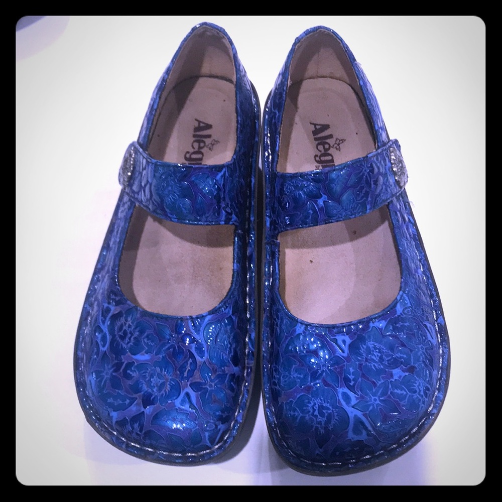 Women’s Alegria clogs
